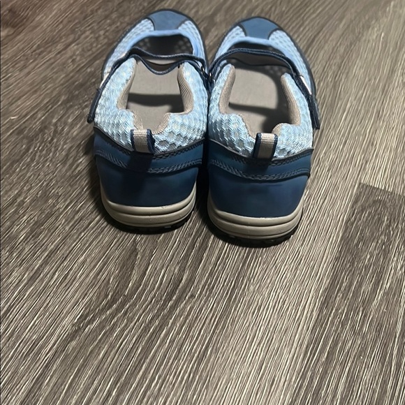 Sporto Blue Sneakers with Gingham Pattern and Velcro Strap - Picture 9 of 9